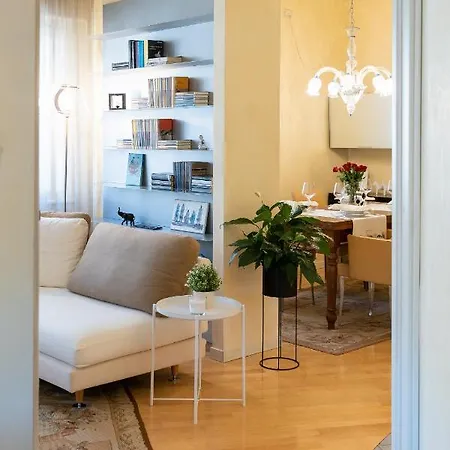 Foscolo 25 Daire *